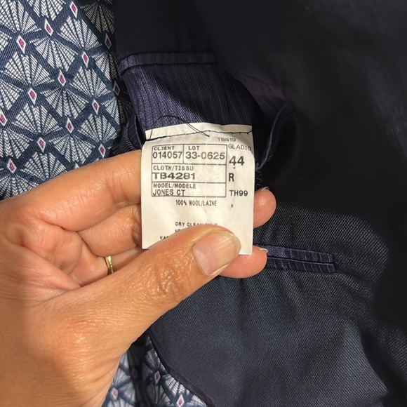 Ted Baker Men's Navy and Blue Tailored 100% Wool Mock Neck Blazer - Picture 7 of 7